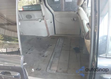 2007 Chrysler Town & Country Touring from USA, damaged, VIN 2A4GP54L07R361086